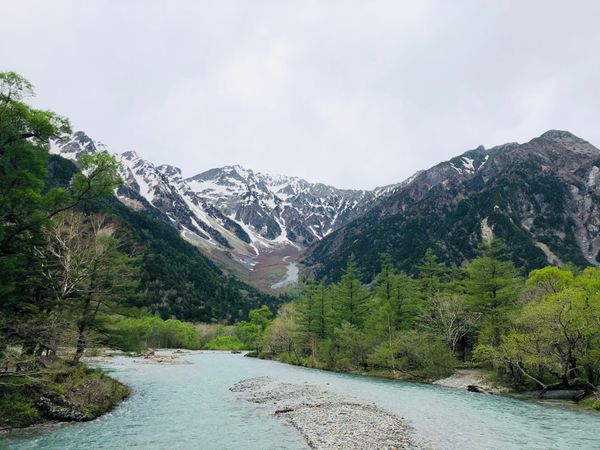 日本・長野県「上高地」の写真：五千尺ホテルでお茶をしていたらだんだん大...