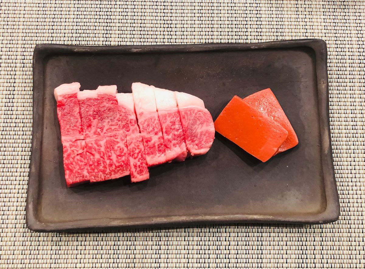 ツアーのお食事。
滋賀県では有名なお店ですが、実は私、お肉が苦手…