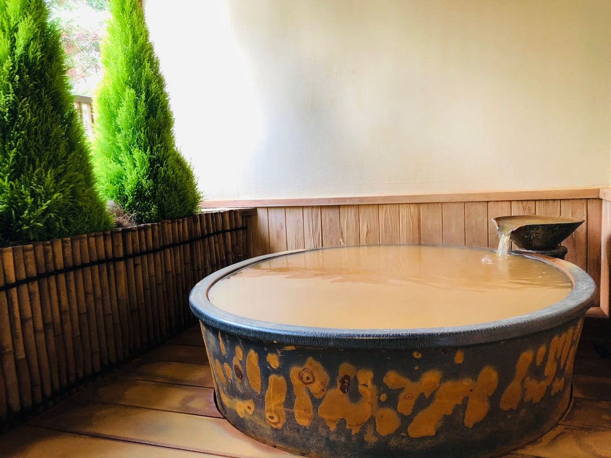 有馬温泉は京都から高速バスで1時間弱。

