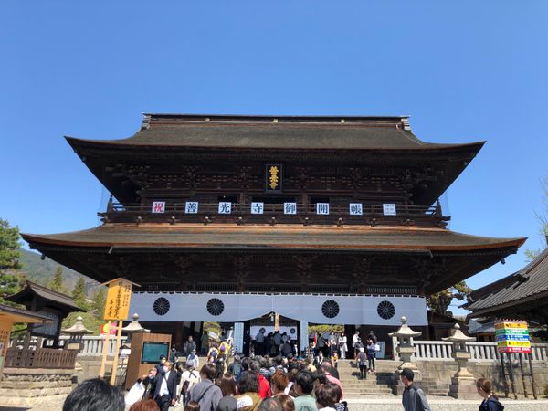 日本・長野県「善光寺ご開帳」の写真：思い立って日帰り善光寺
