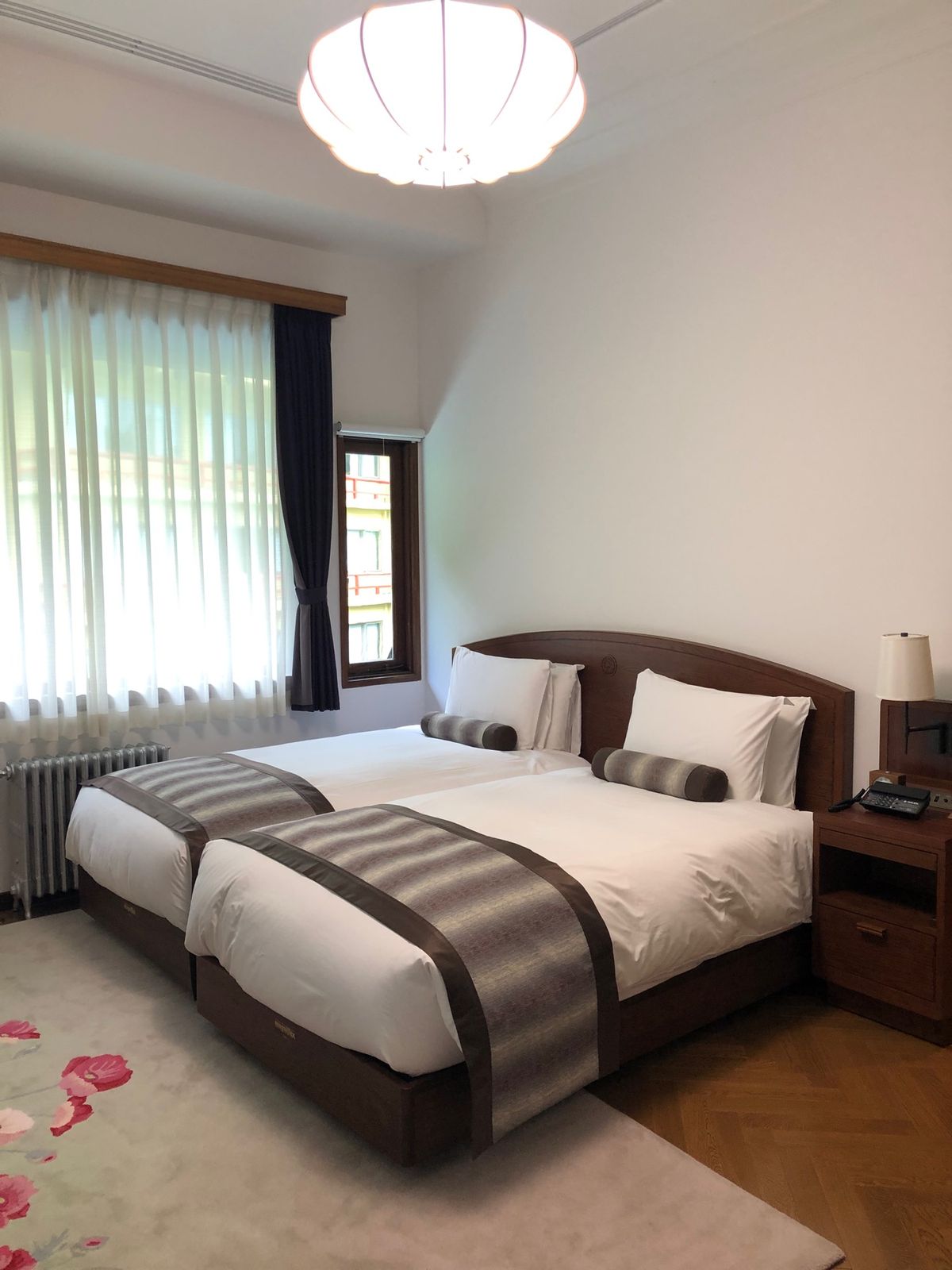 花御殿
4人のお部屋はクラシカルな雰囲気はなく普通に過ごしやすいお部屋でした。
