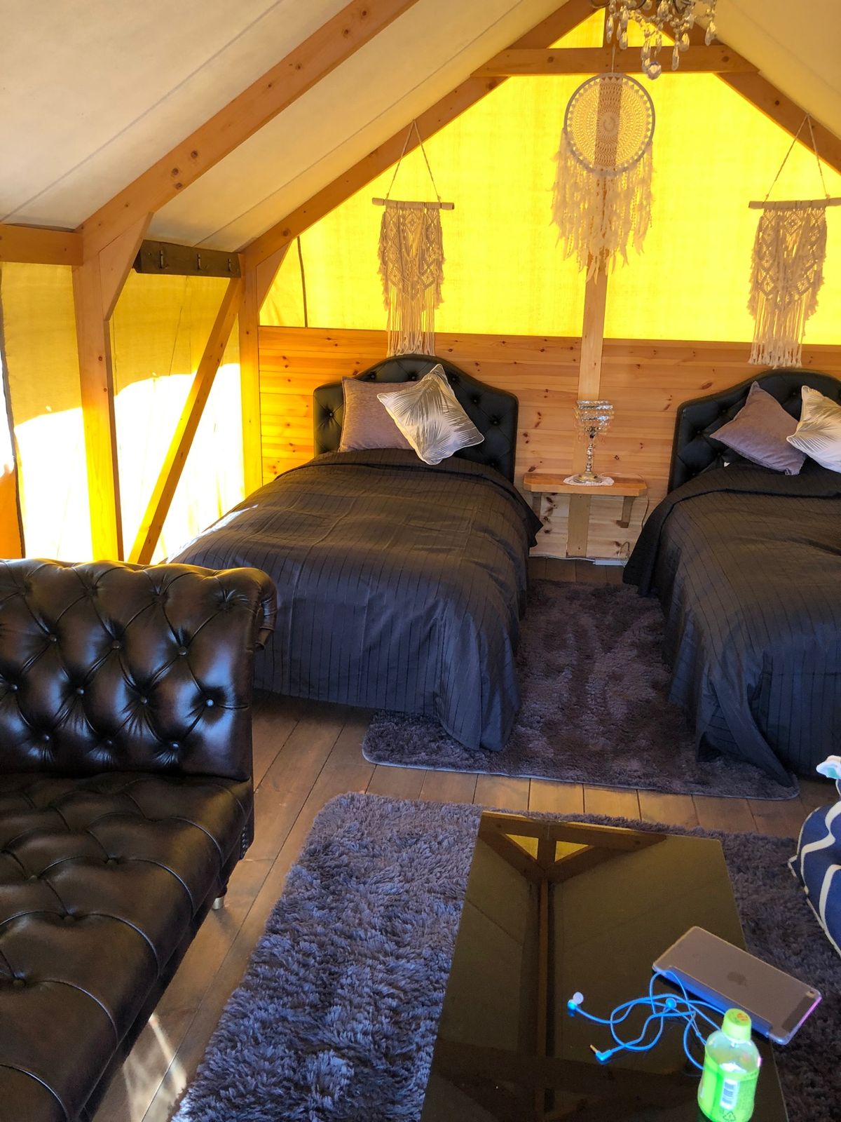 初めてのグランピングは、荷物やテント設置なしで気軽にキャンプ気分を味わまし...