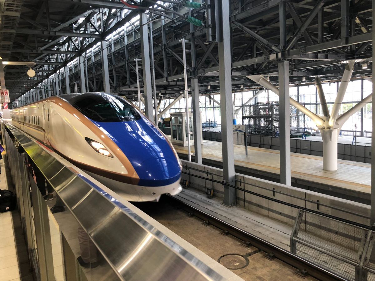 出発当日業務で富山出張、22時羽田発でしたが、16時にまだ富山にいました。...