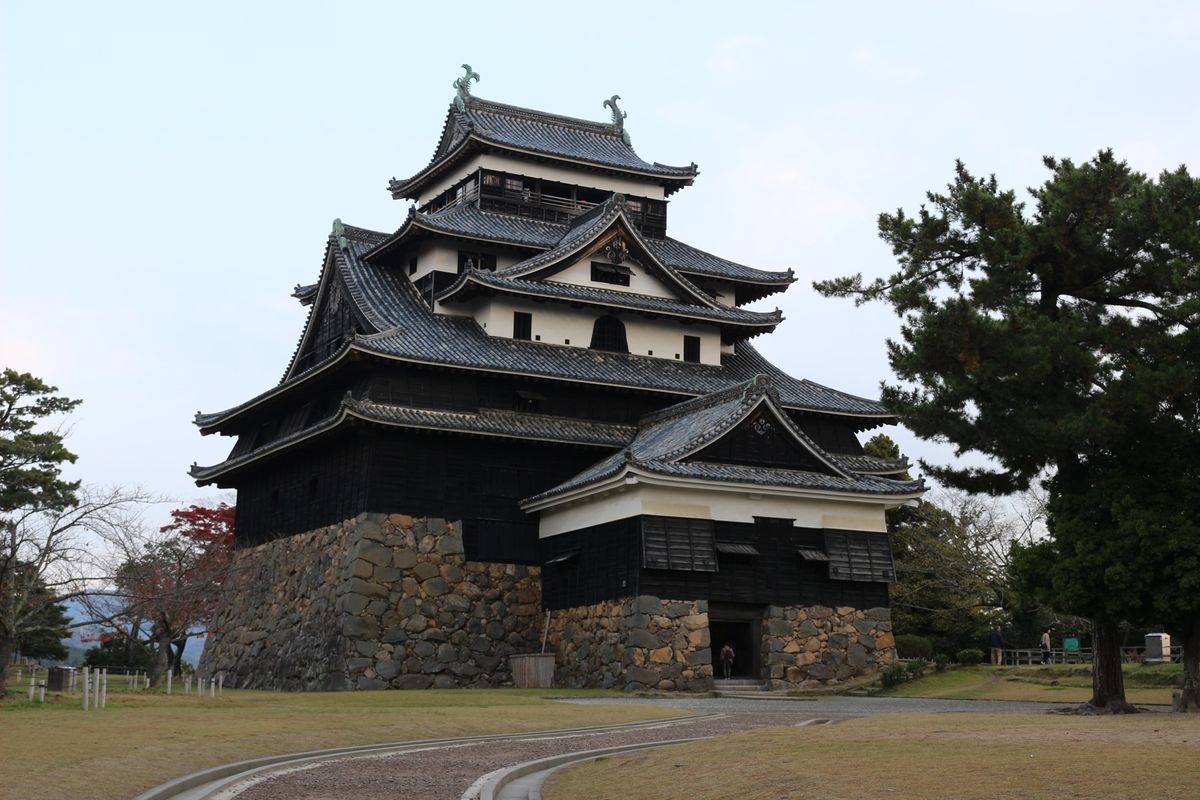 出雲大社
松江城