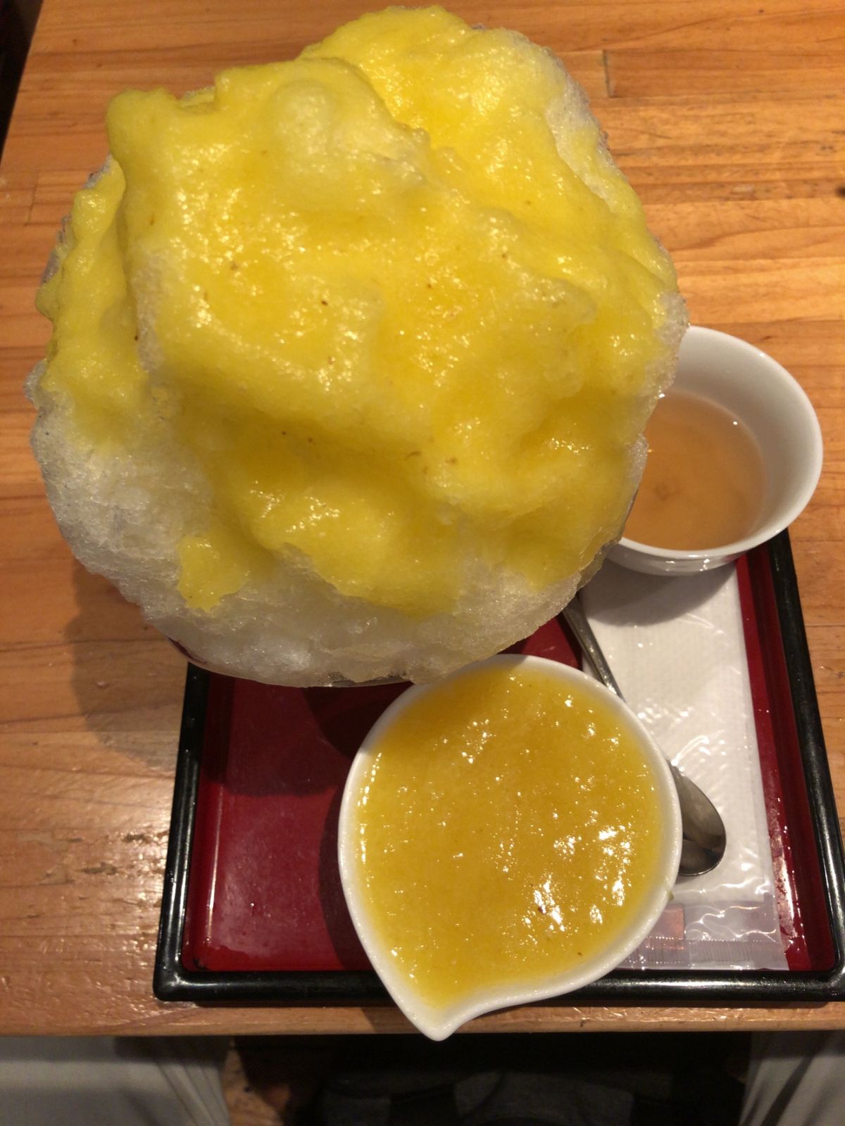 谷中のひみつどうでかき氷。