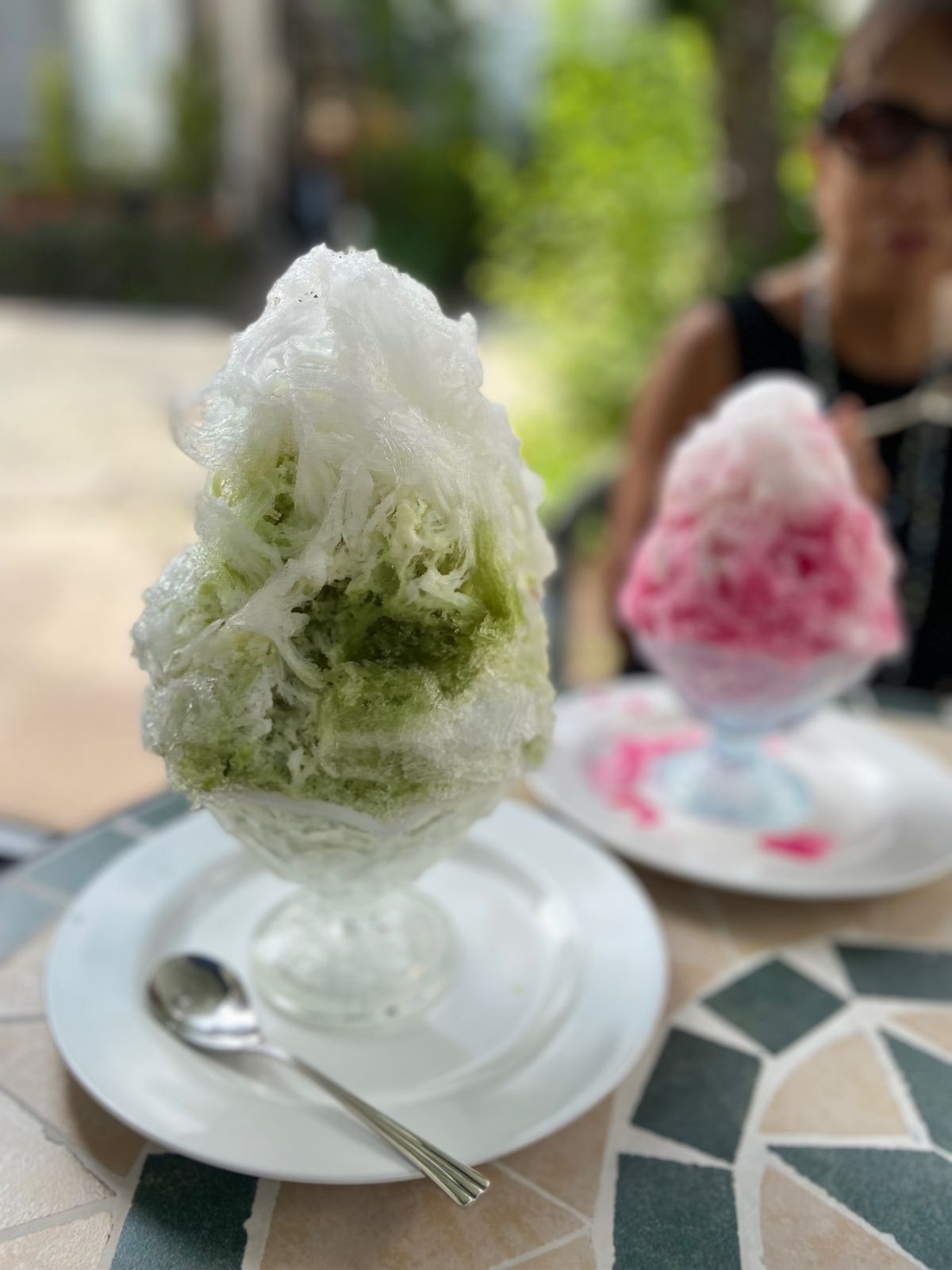 カキ氷食べてゴルフしてな雨を避けての旅