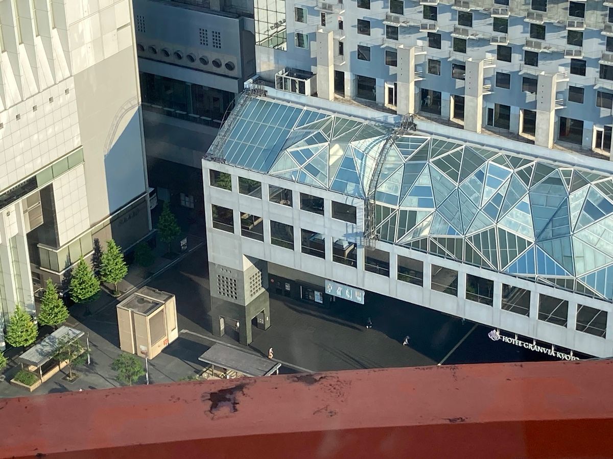 京都タワー綺麗やった！
京都駅ももっと探索したかった。
素晴らしーい建物やー！