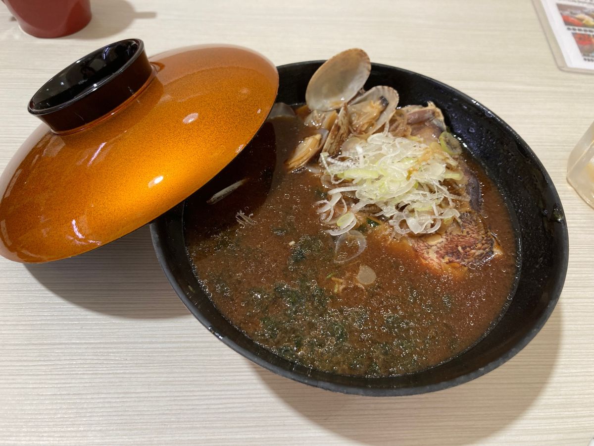 とれとれ市場　海鮮寿司