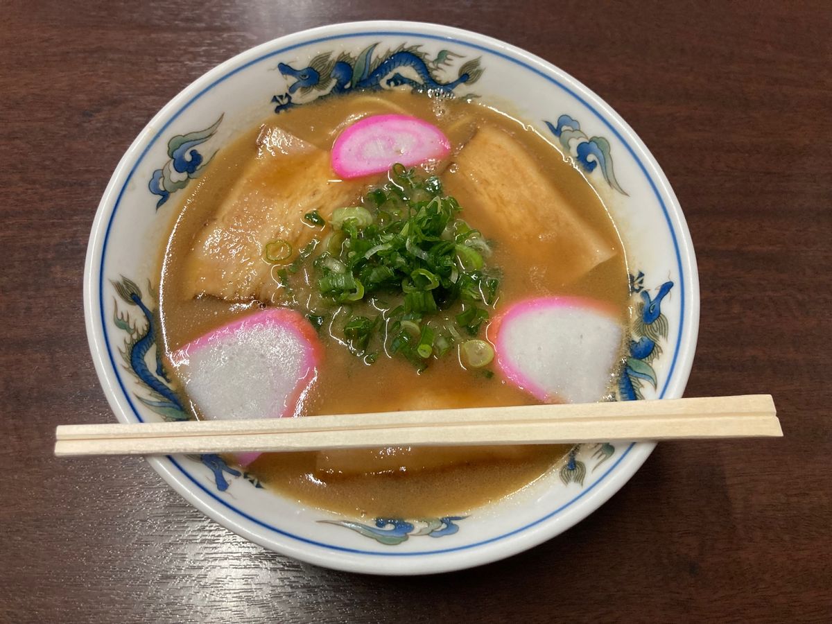 和歌山駅:
和歌山ラーメン@山為食堂
和歌山城