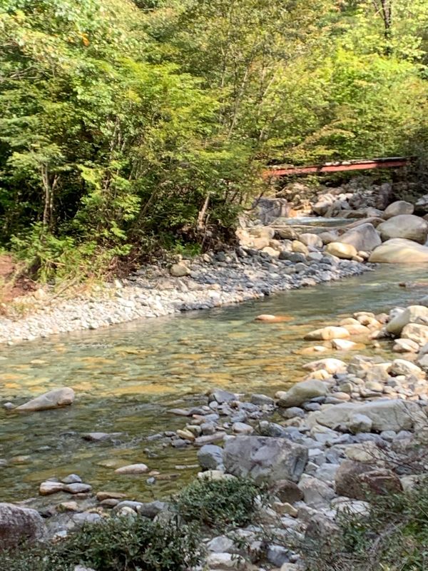 日本・岐阜県「下呂温泉」の写真：竜神の滝