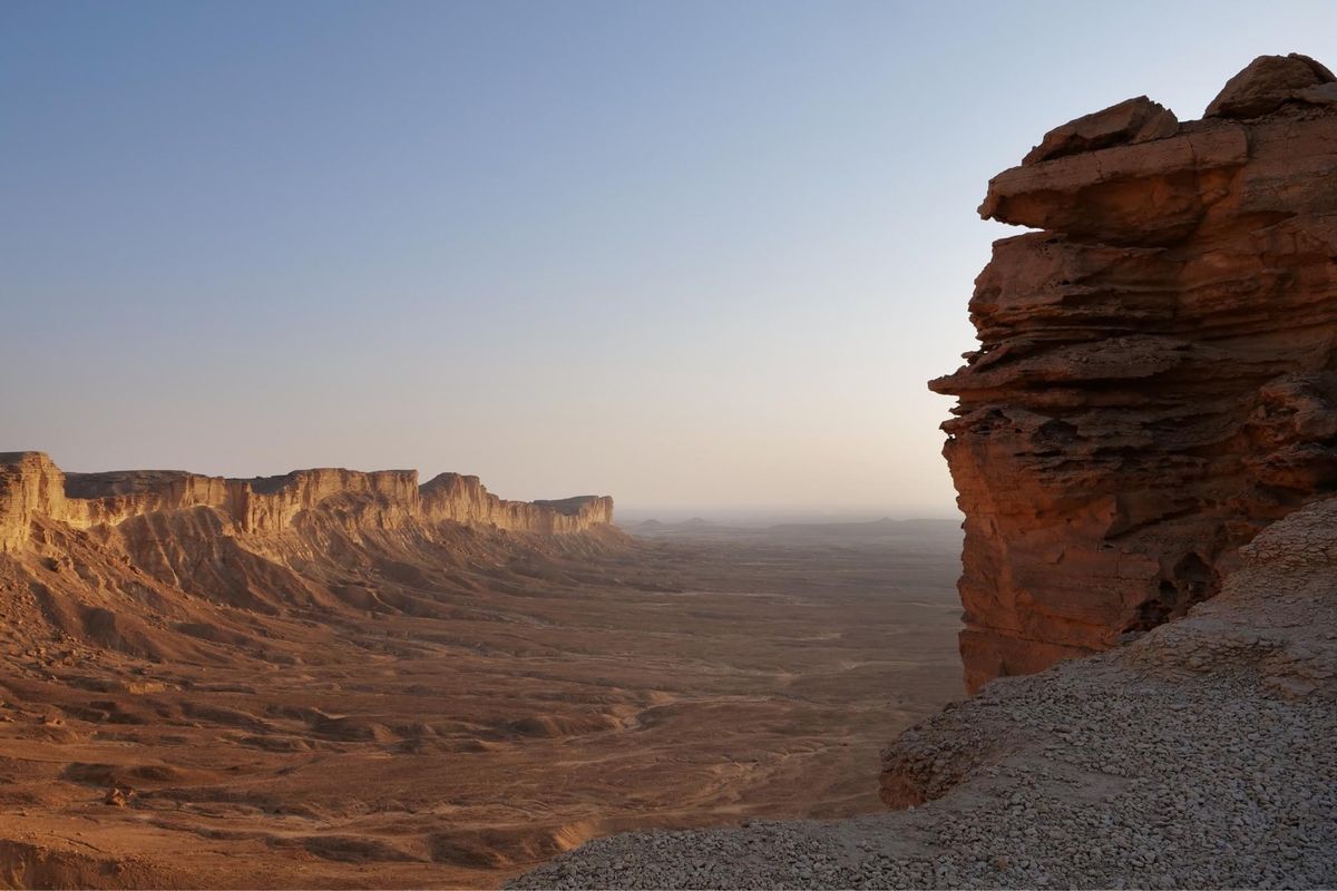 ツアーで行く世界の果て
Edge of the World