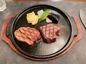 ３日目夜は石垣牛と車海老