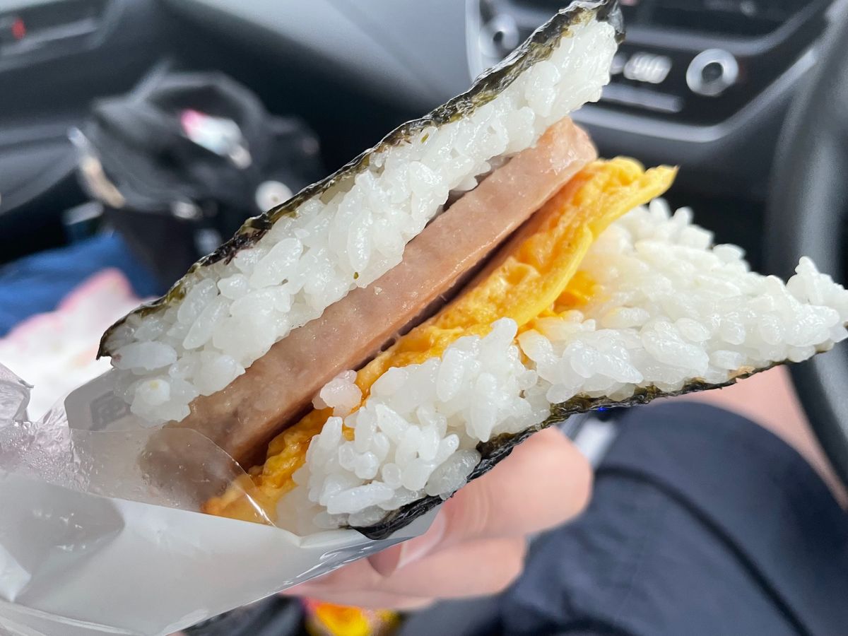 石垣グルメ２日目
アレンジ八重山そば、ゴーヤチャンプルー、じゅうしー、ポー...