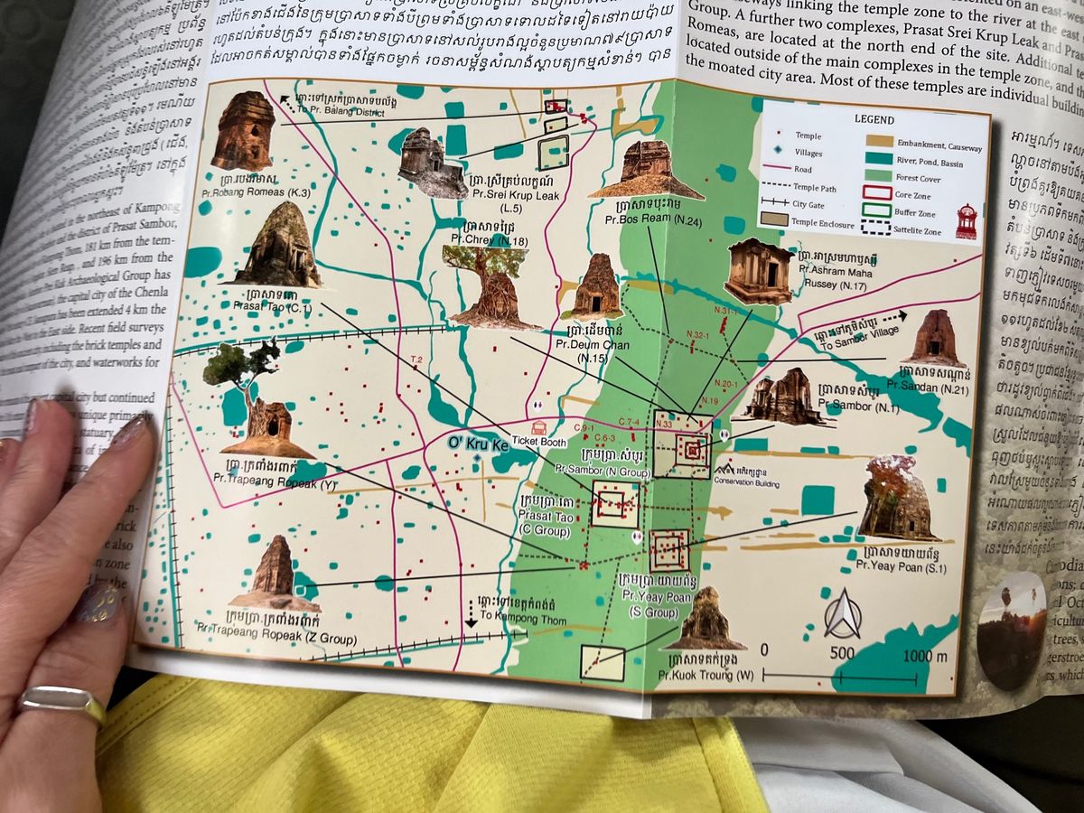 サンボープレイクック遺跡はもの凄い数の遺跡があるらしいけど
内戦でほとんど...