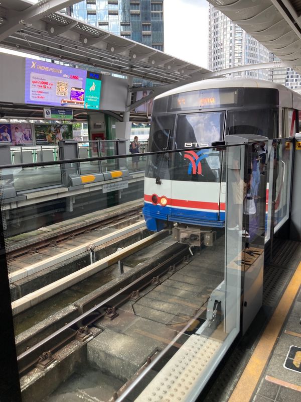 タイ・バンコク「202210タイ旅行」の写真：バンコク2日目。
昼は鶏そば七星のラーメ...