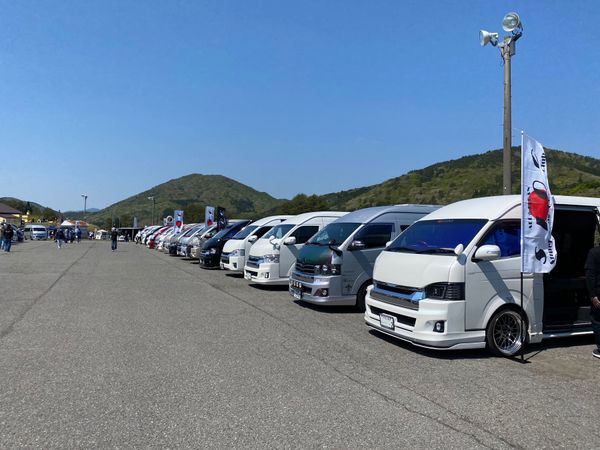 日本・広島県「SLOCミーティング」の写真：沢山ハイエースいて、楽しかった。じゃんけ...