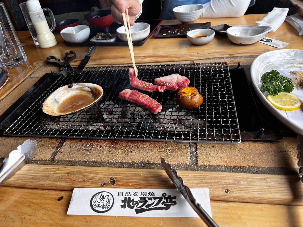 お肉に海鮮、お得な定食😋