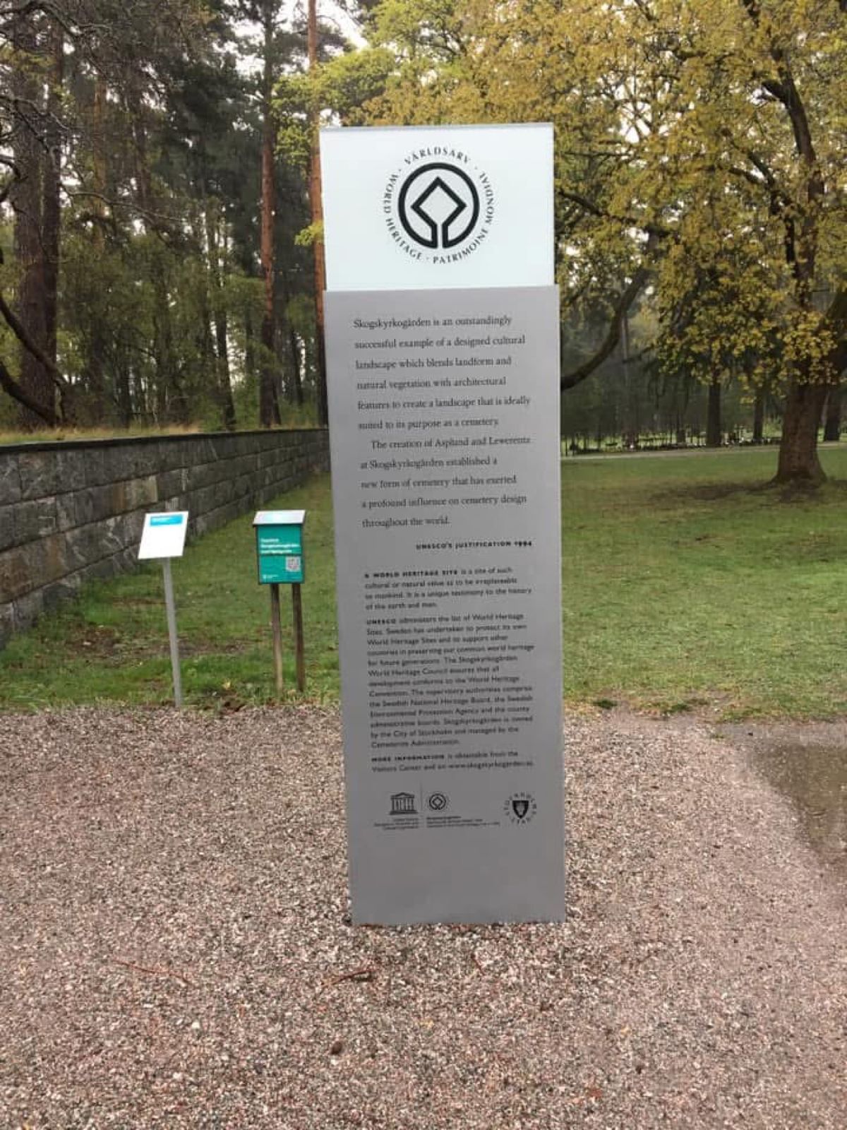 5/1 ストックホルム着
ホテル泊から翌朝世界遺産森の墓地