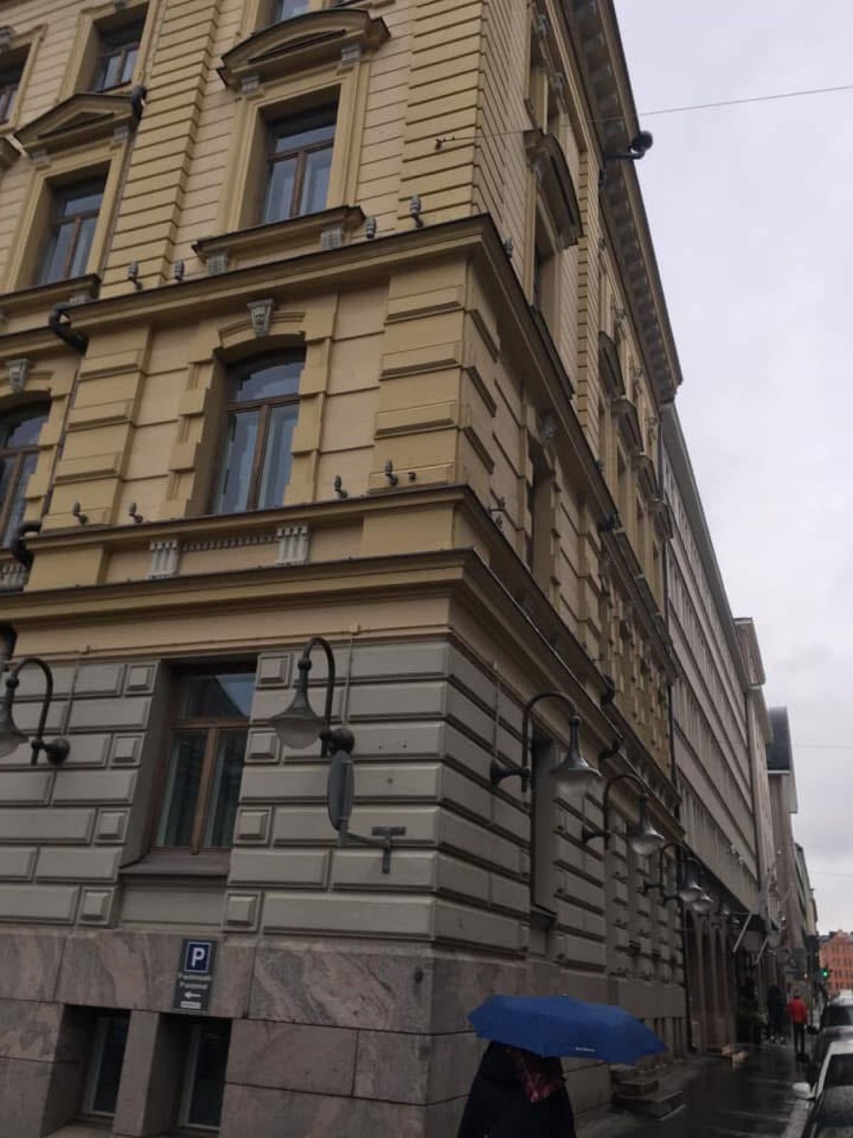 ヘルシンキ大聖堂、ウスペンスキー大聖堂、ヘルシンキ駅とラディソンブルアレク...