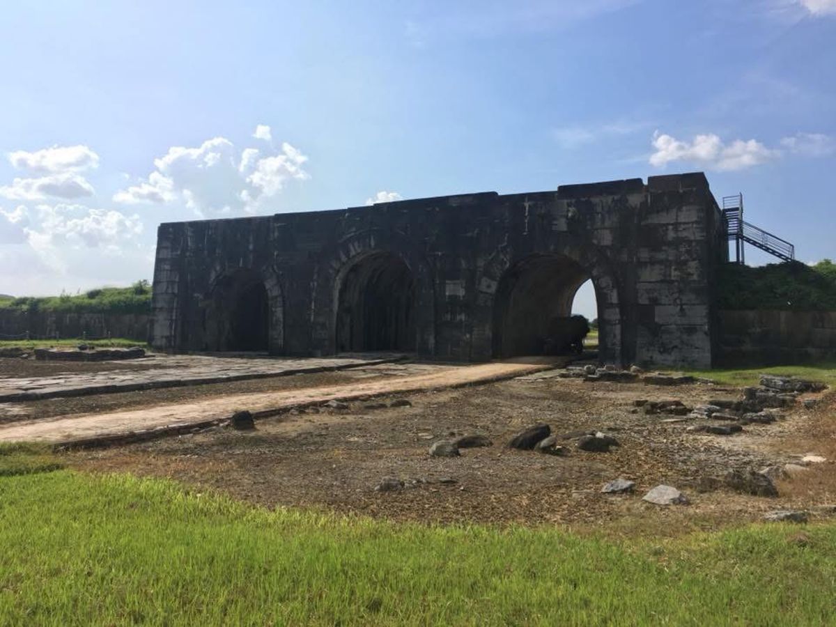 世界複合遺産チャンアンとホアルー、文化遺産の胡王朝城塞、ハノイ城