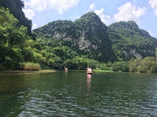 ベトナム・ハノイ「ベトナム旅行」の写真：世界複合遺産チャンアンとホアルー、文化遺...