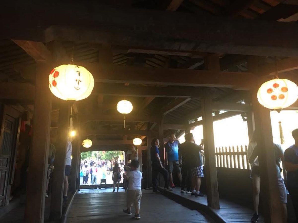 ベトナム世界遺産巡り
港町ホイアンは幻想的なランタンで有名
これまた世界遺...