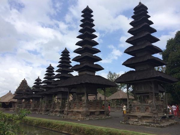 インドネシア・バリ「バリ旅行」の写真：タマンアユン、タナロット夕日、クタビーチ...