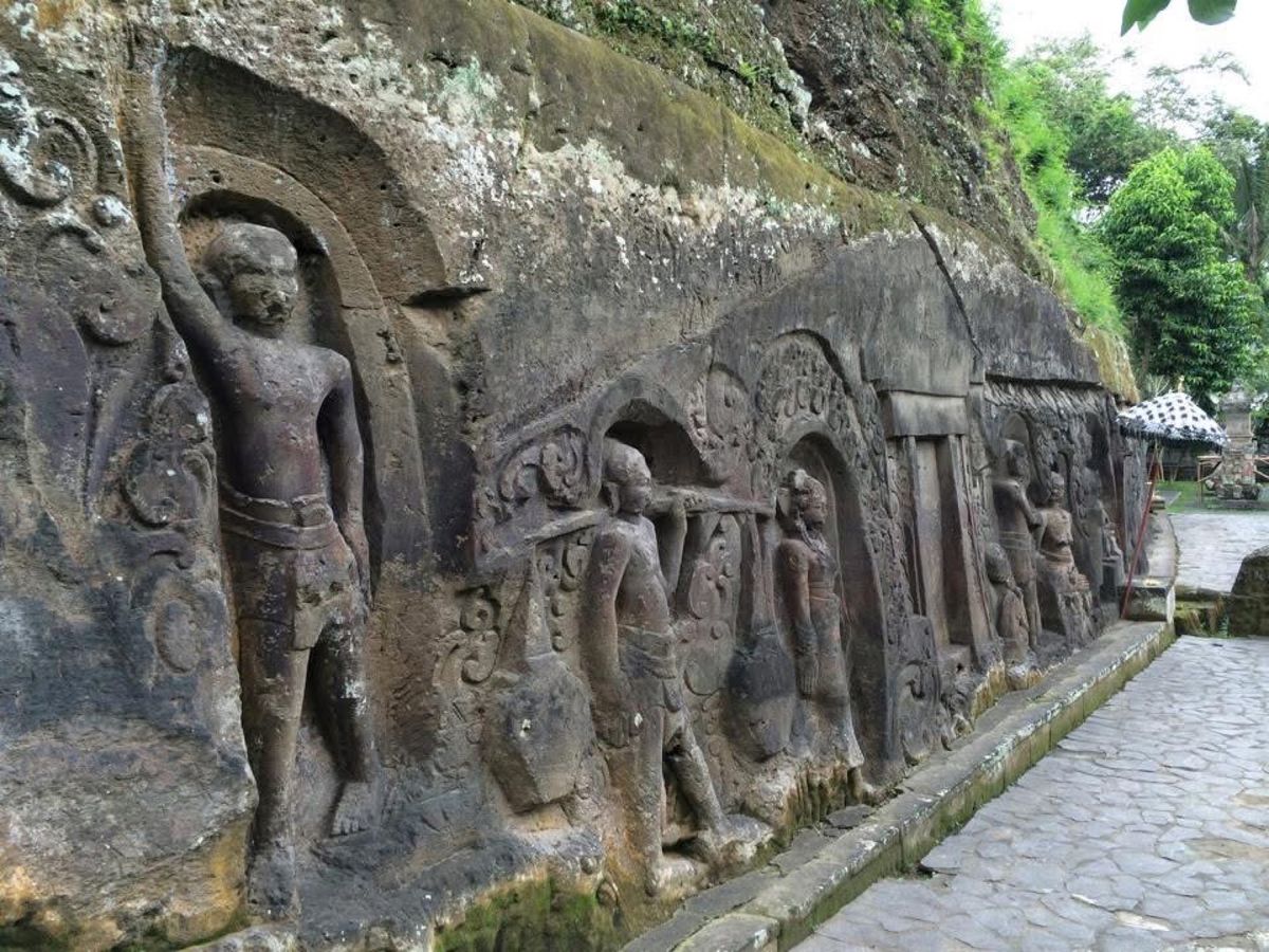 バリ世界遺産巡り
ライステラス、ゴアガジャ、イエプル