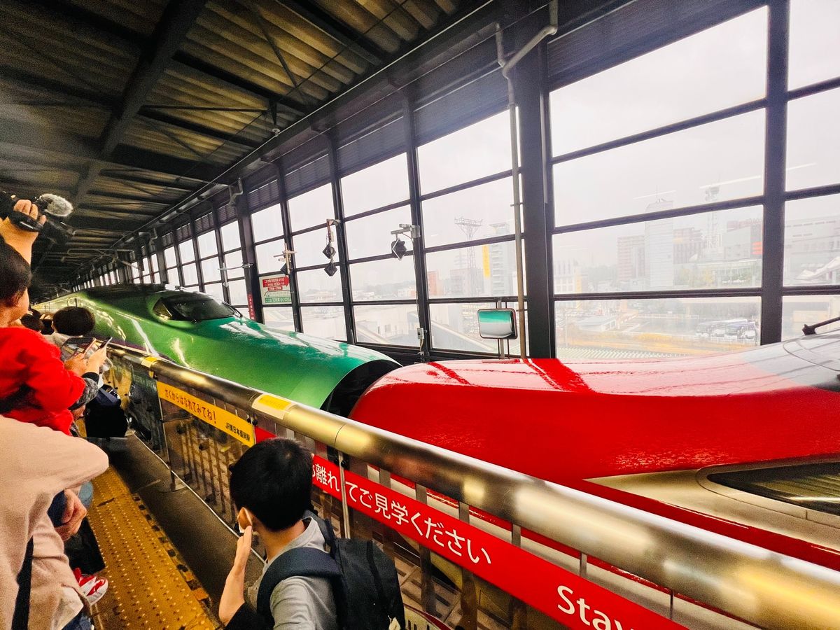 仙台に21時頃着🚅
狙ってた牛タン屋さんは激混みで店内飲食は不可。諦めかけ...