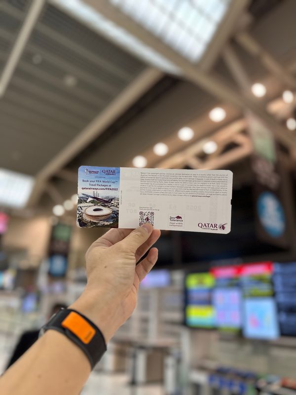 カタール・ドーハ「カタールワールドカップへ！」の写真：オンラインチェックインしてたけどチケット...