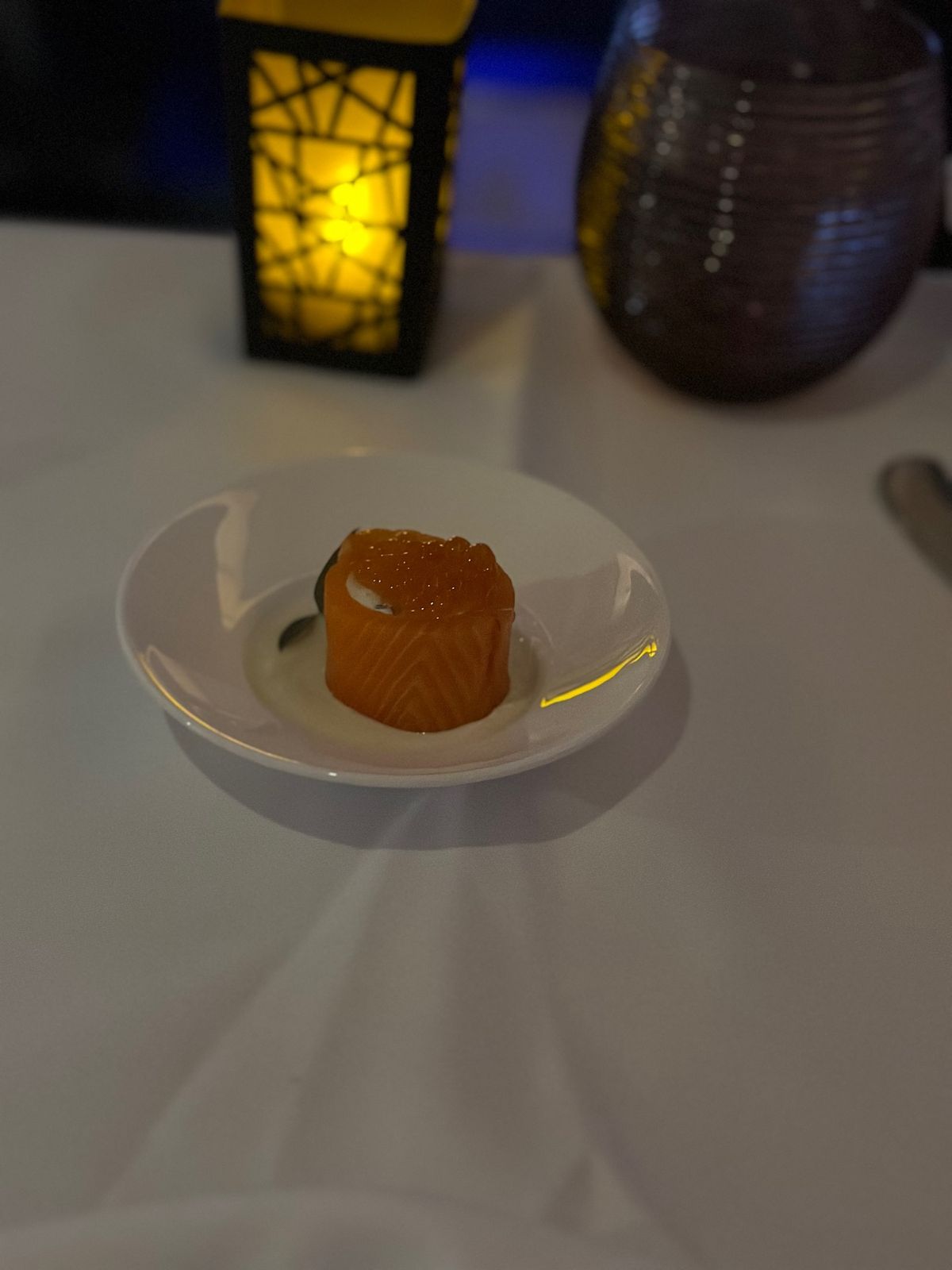 カタール航空ビジネスクラスの機内食（夕食）はこんな感じです。フィンエアー乗...