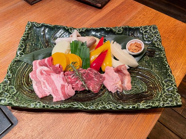 日本・北海道「旭川旅行」の写真：宿夕食
狩人焼、蝦夷鍋他良い食事です