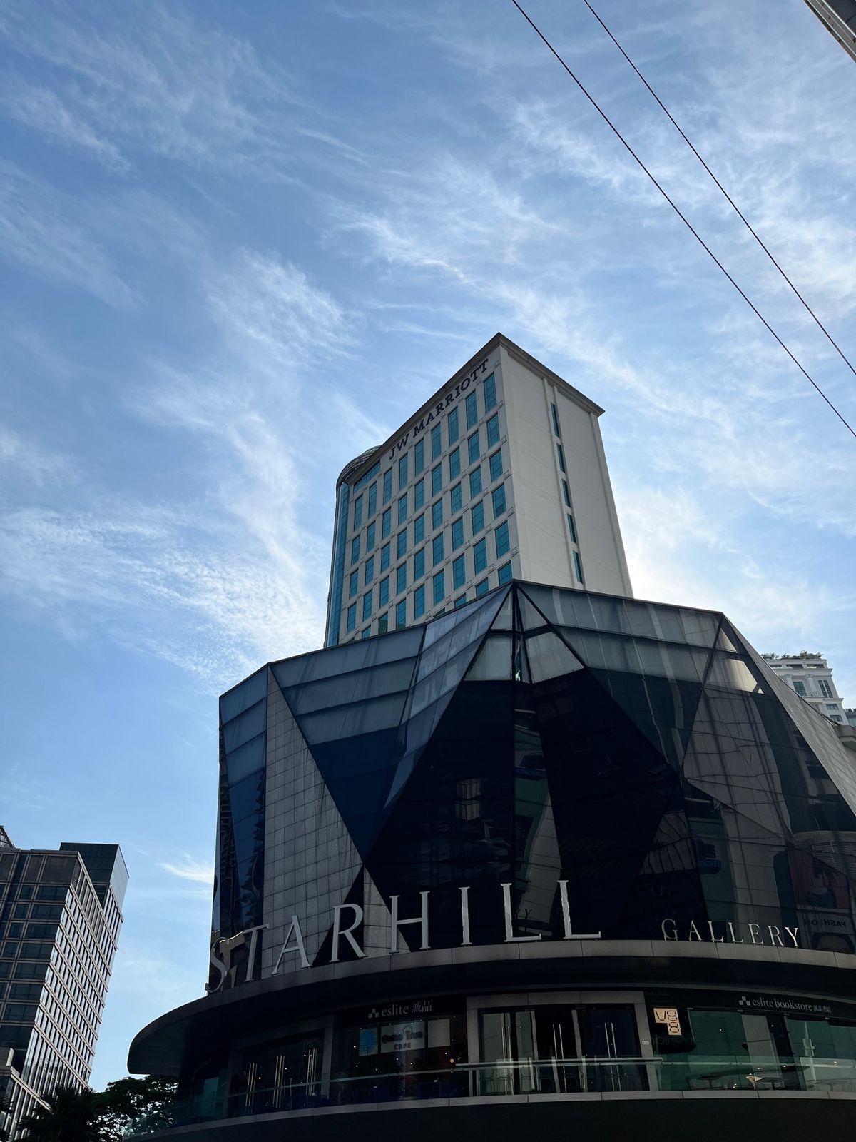 羽田→クアラルンプール
エアアジア往復67,000位
jw marriot...