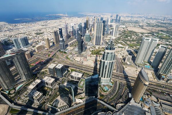 アラブ首長国連邦・Dubai「ガーナ出張」の写真：ブルジュカリファの展望台から