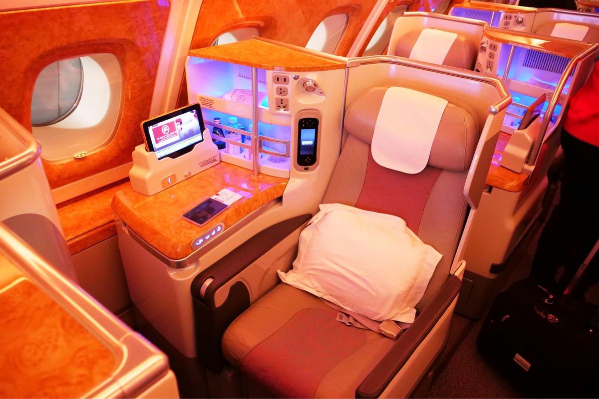 エミレーツビジネスクラス A380