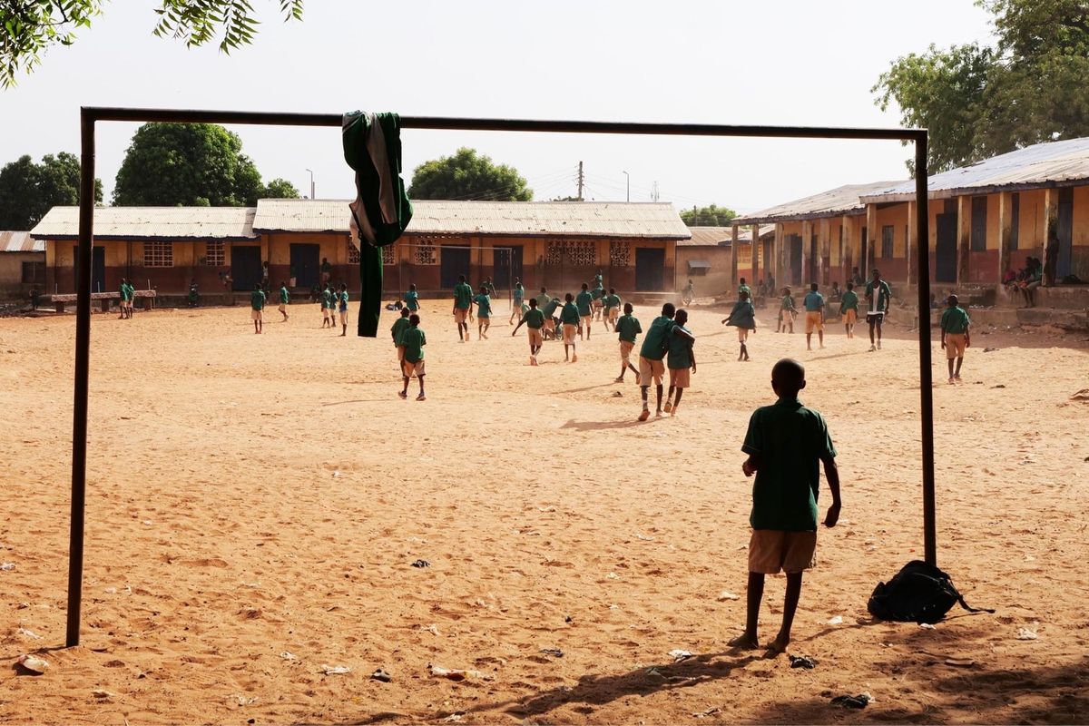 タマレ市の学校にて