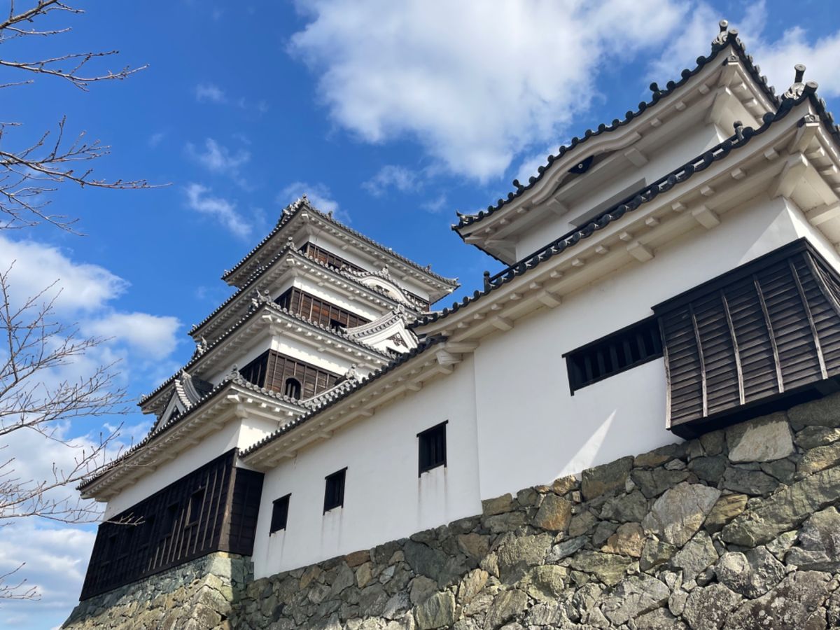 大洲城。天守が再建されたのは比較的新しく、平成になってから。