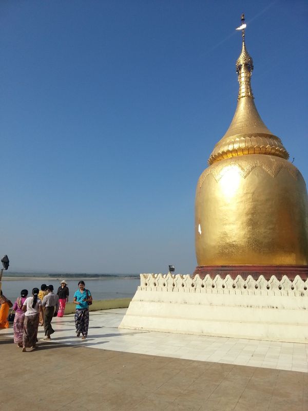 ミャンマー「バガン　ヤンゴン」の写真