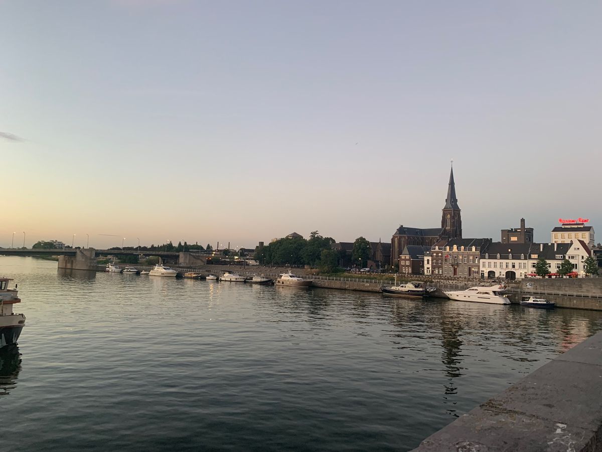 stalling around twon