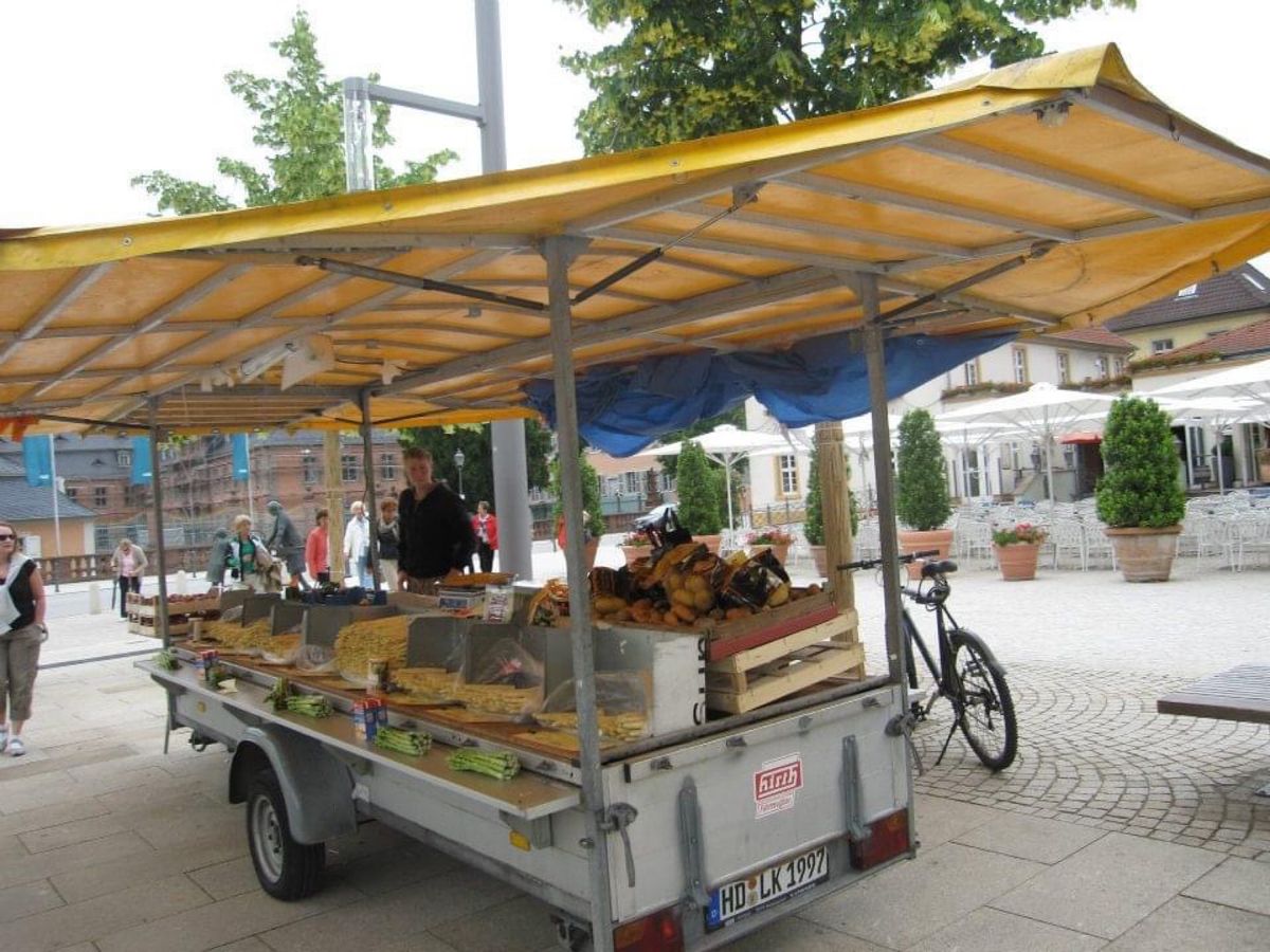 シュヴェツィンゲン
Schwetzingen