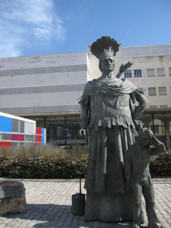 スペイン・バルセロナ「12.07 スペイン(バルセロナ、レウス)」の写真：REUS