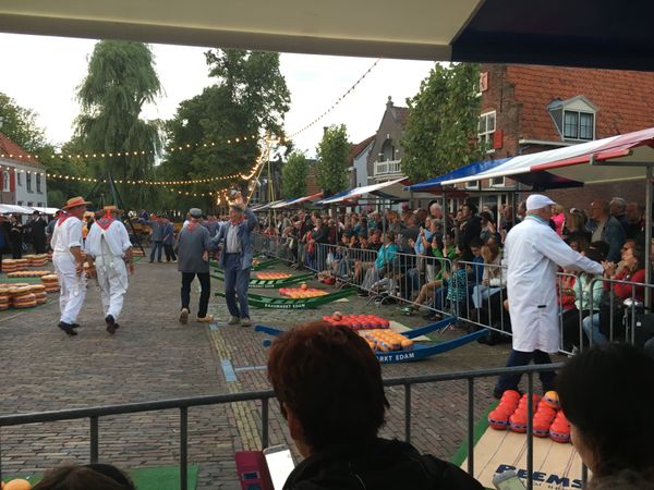 オランダ・アムステルダム「17.08 オランダ(ゴーダ/ロッテルダム/アムステルダム/ハールレム/ザーンセスカンス/フォーレンダム/エダム/ユトレヒト/マーストリヒト)」の写真：Edam