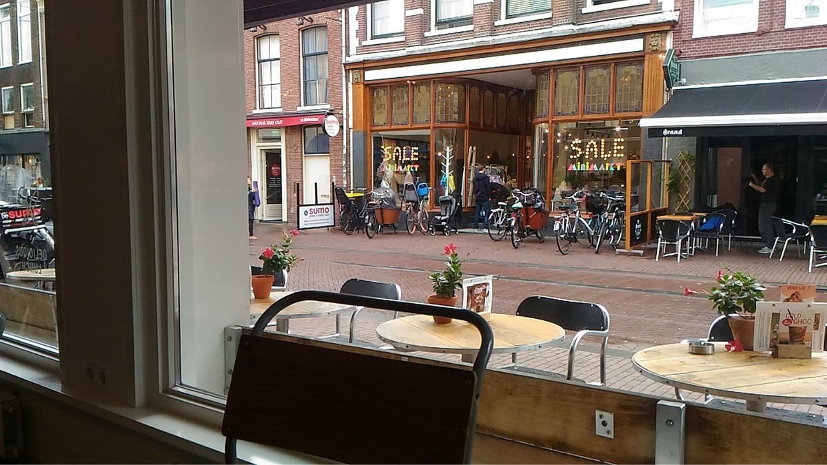 Volendam
ハーリングを食べに🐟