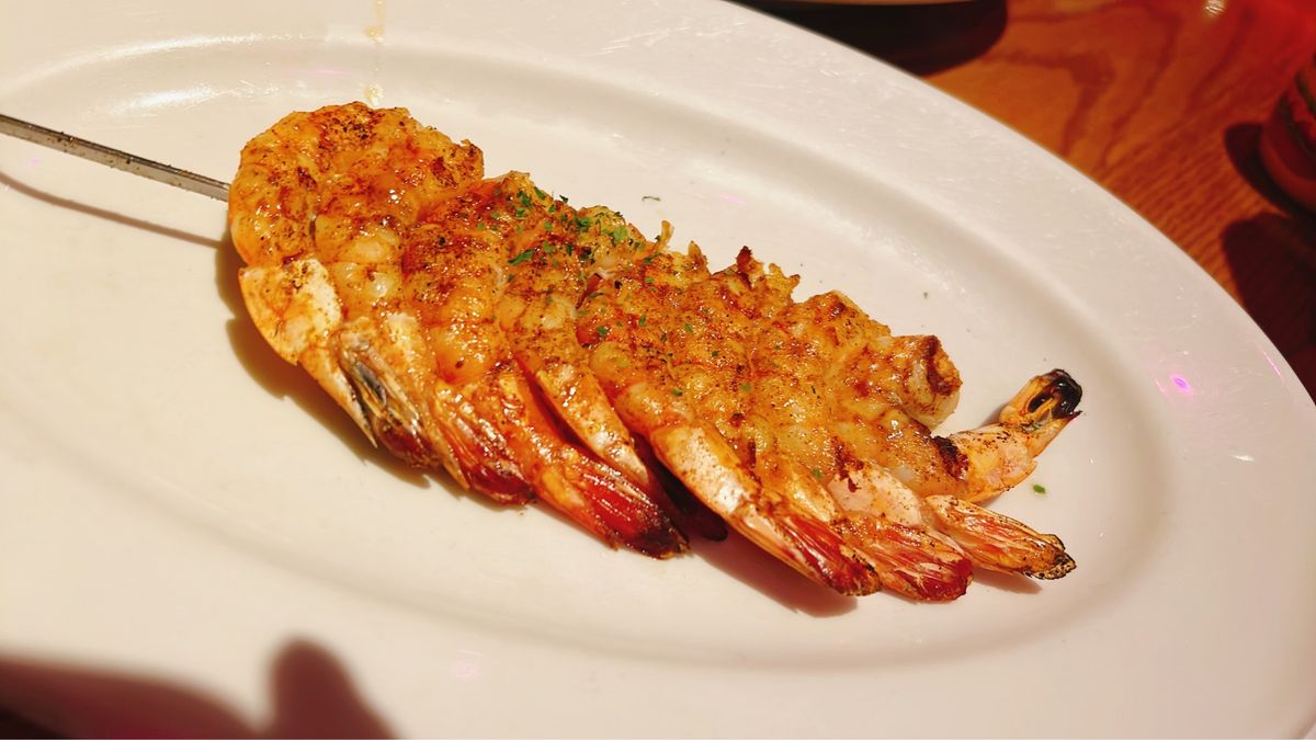 アウトバックのハンバーガー美味しかった♡
エビのBBQが何味かわからんけど...