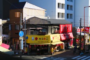 変わらない〜まーちーなみ〜あそこーのーボーリング〜場〜♪
三国駅で降りてあ...