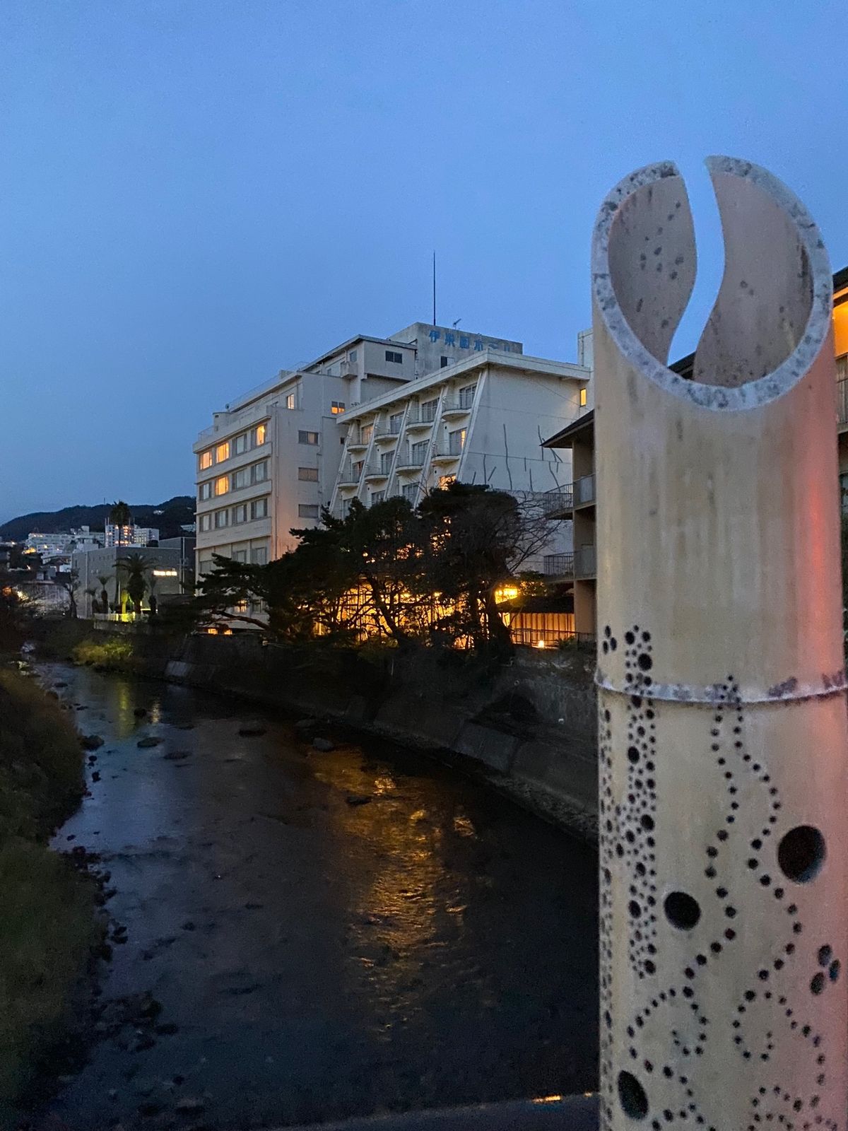 修善寺➡︎伊東
せせらぎ通り、竹灯籠✨宿で乾杯🍻