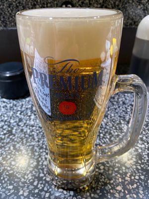 着いたらまずお寿司ビール。
もうルーティーン。