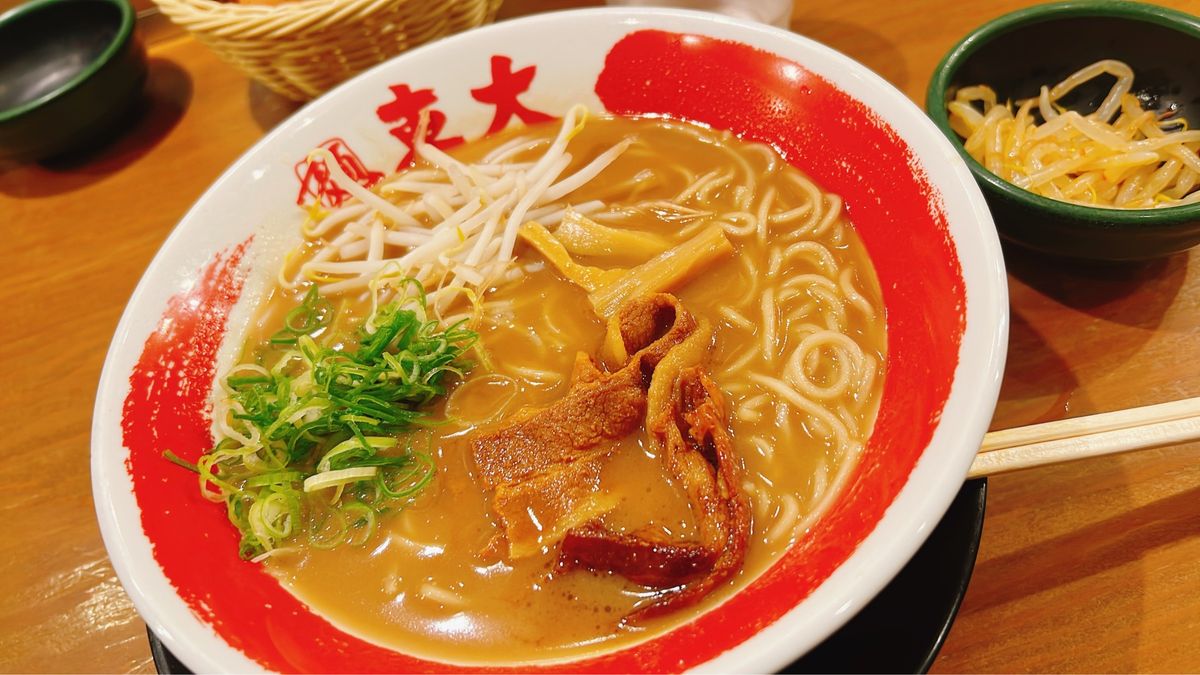 徳島ラーメン美味しかった〜✨
玉子と合う!!笑