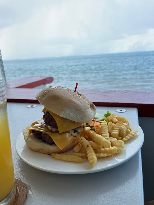北マリアナ諸島・サイパン「サイパン旅行」の写真：到着日の午後はバギーに乗りました。長男が...