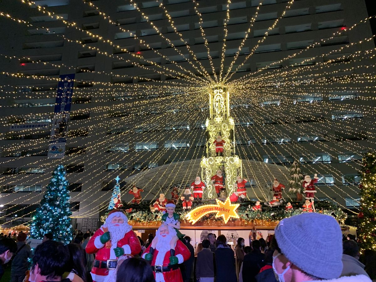 天神クリスマスマーケット
想像よりもめっちゃキラキラしてて
ドイツのクリス...